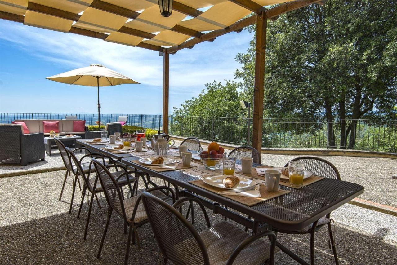 Villa Il Sole Чивителла-ин-Валь-ди-Кьяна Экстерьер фото